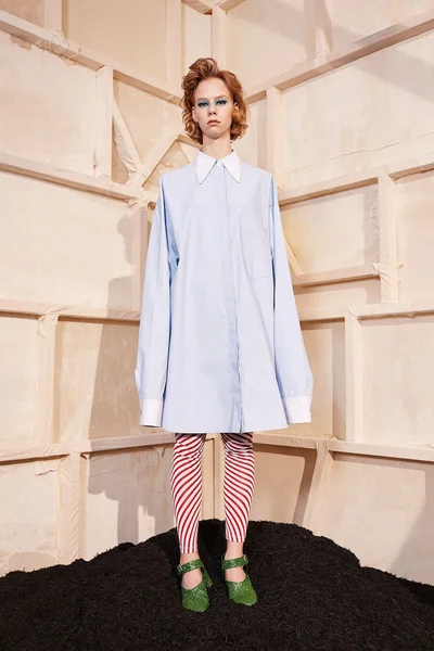 Look 10